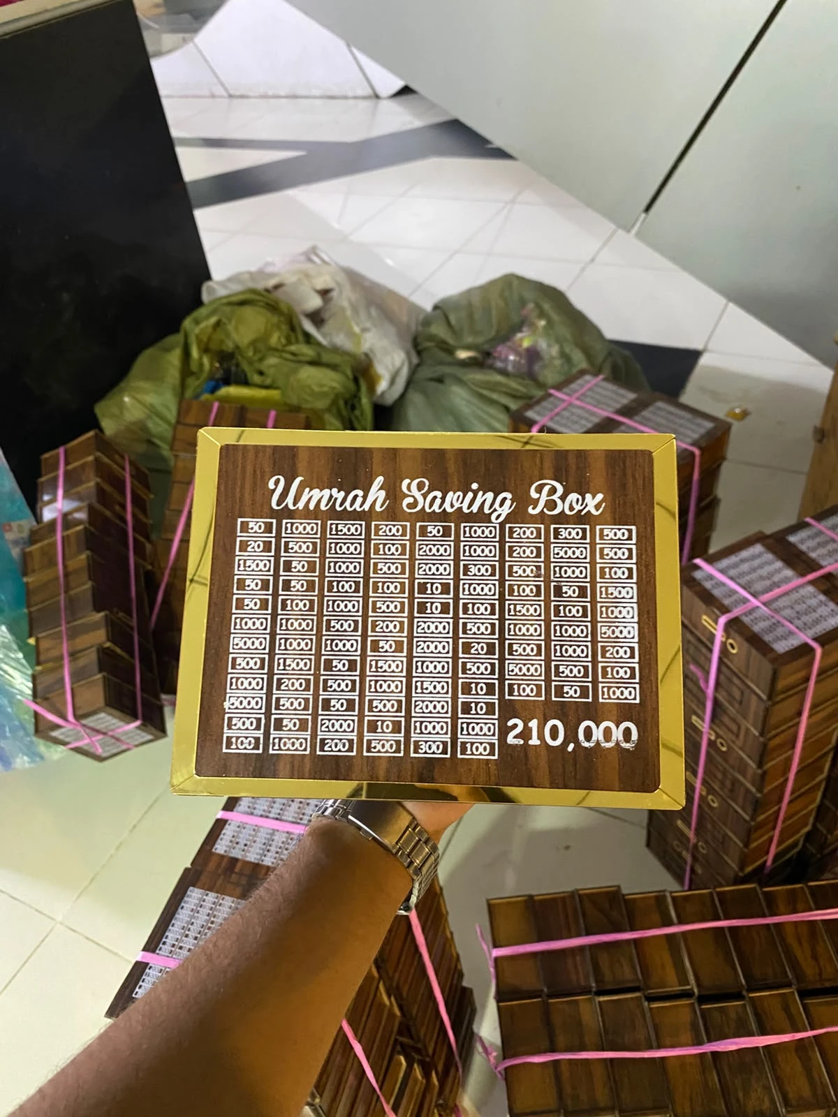 Umrah Saving Box